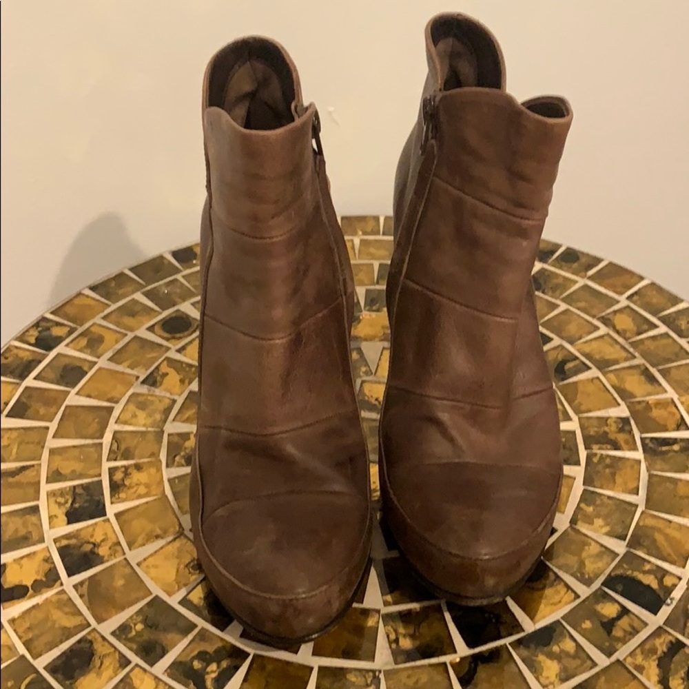Coclico Booties